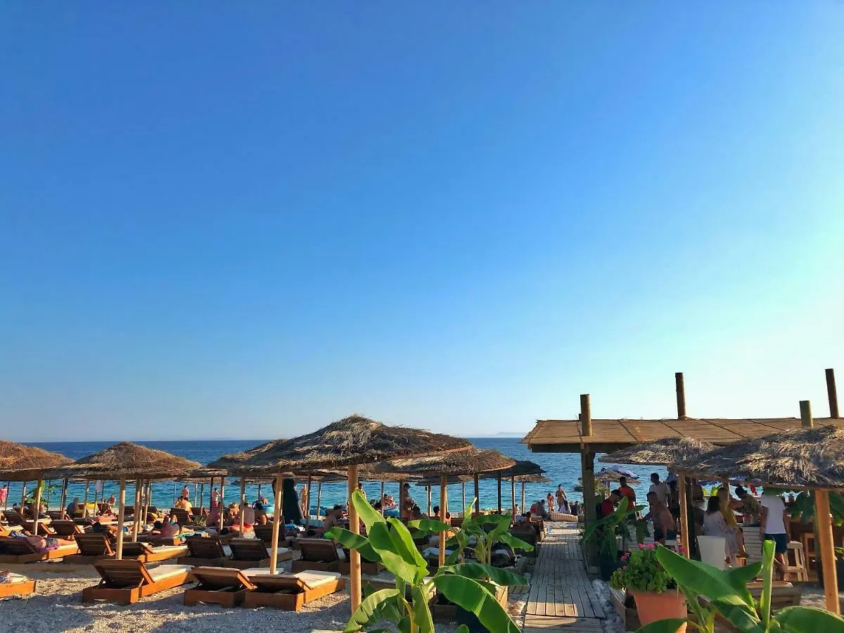 ***  Hotel Jon Dhermi Albania